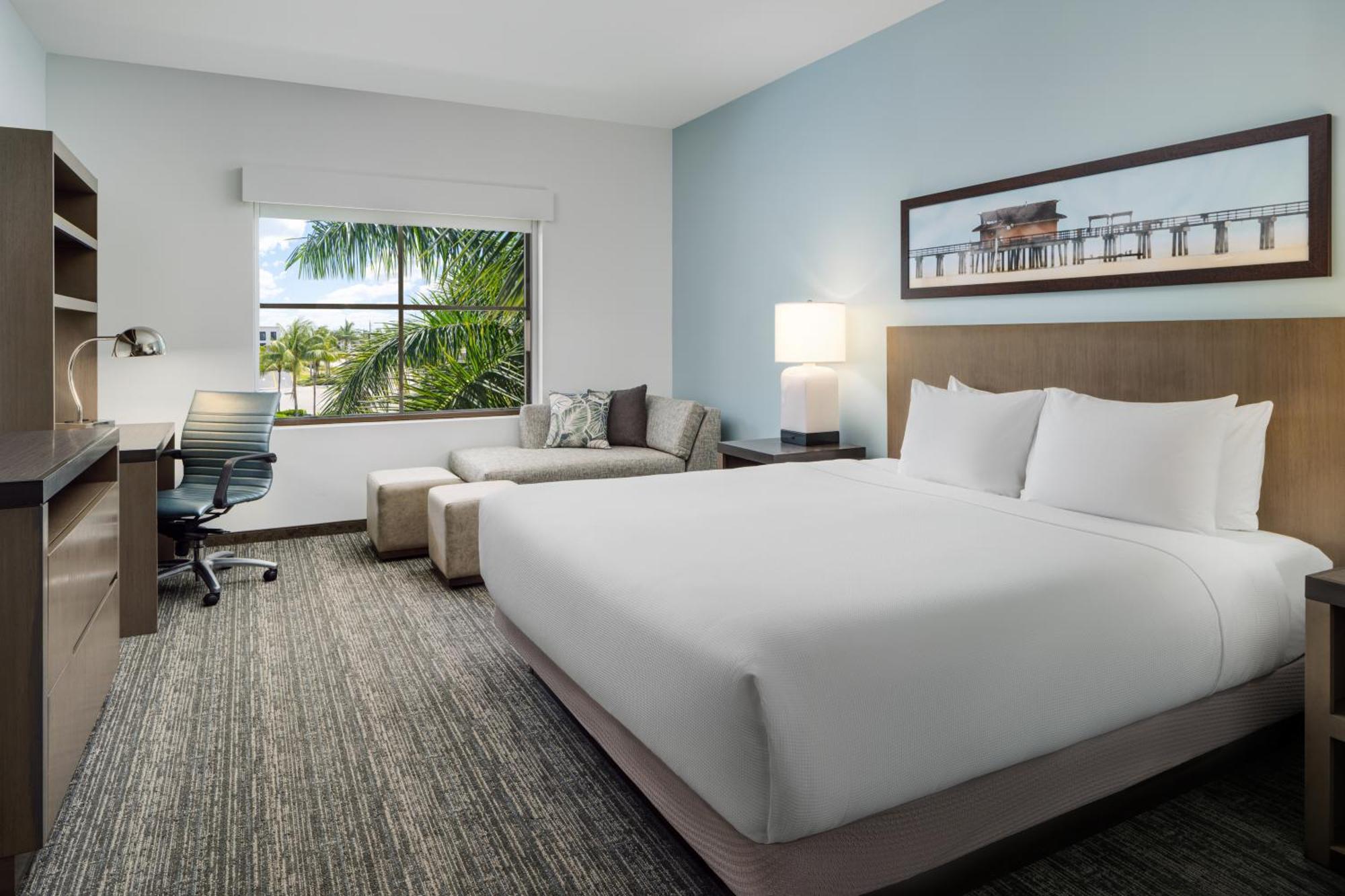 Hyatt House Naples 5Th Avenue Hotel Екстериор снимка