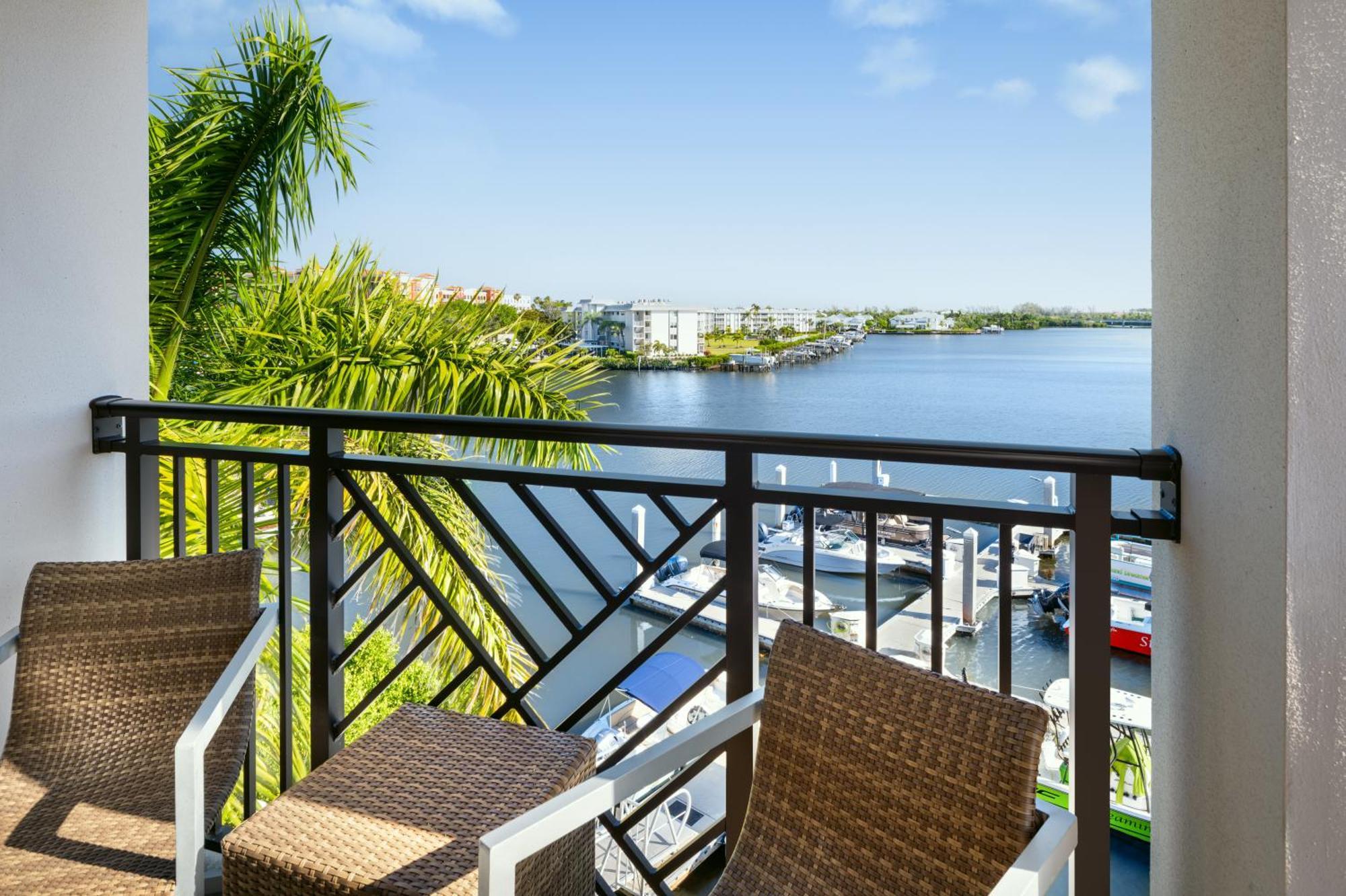 Hyatt House Naples 5Th Avenue Hotel Екстериор снимка